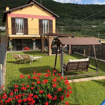 Casa Ginni Con Piscina E Giardino Caravonica Экстерьер фото