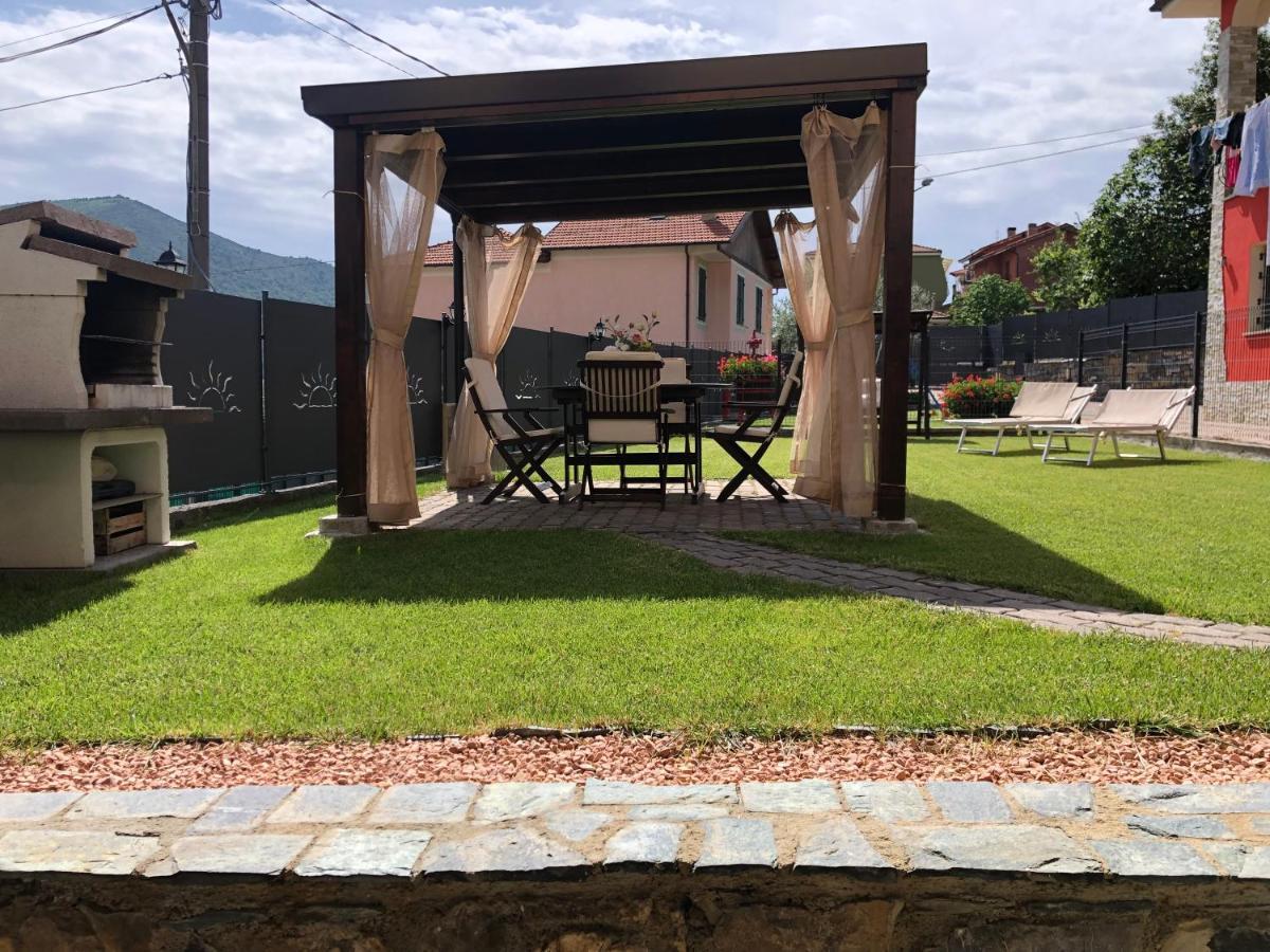 Casa Ginni Con Piscina E Giardino Caravonica Экстерьер фото